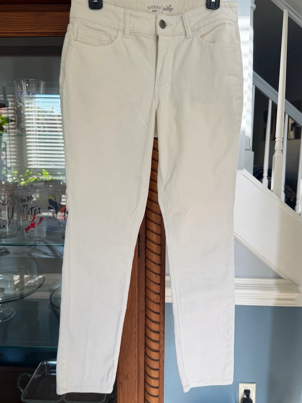 Lee Women’s Cream Straight-Leg Jeans